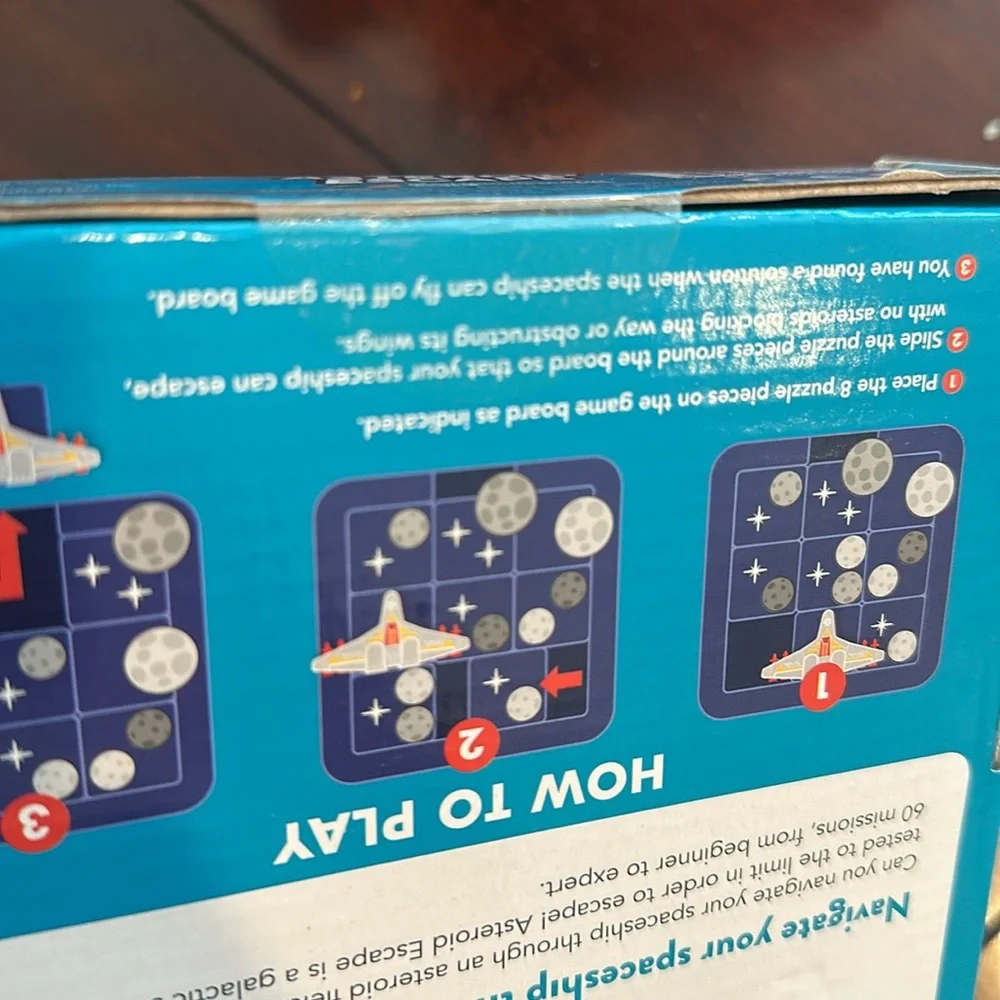 Smart Games Asteroid Escape Game
